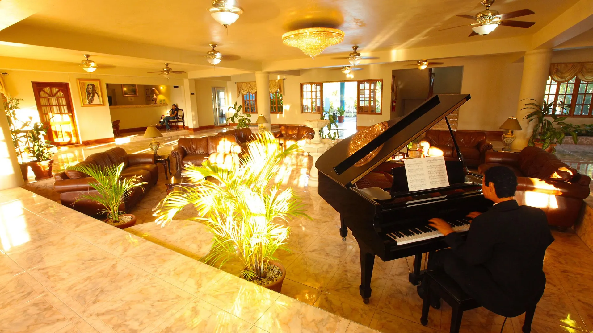 ***  Travellers Beach Resort Negril Jamaica