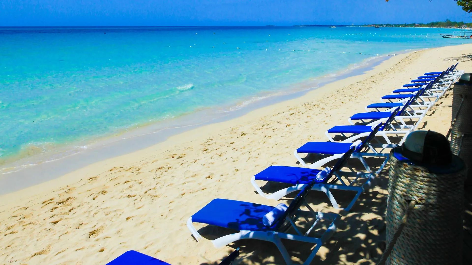 Travellers Beach Resort Negril