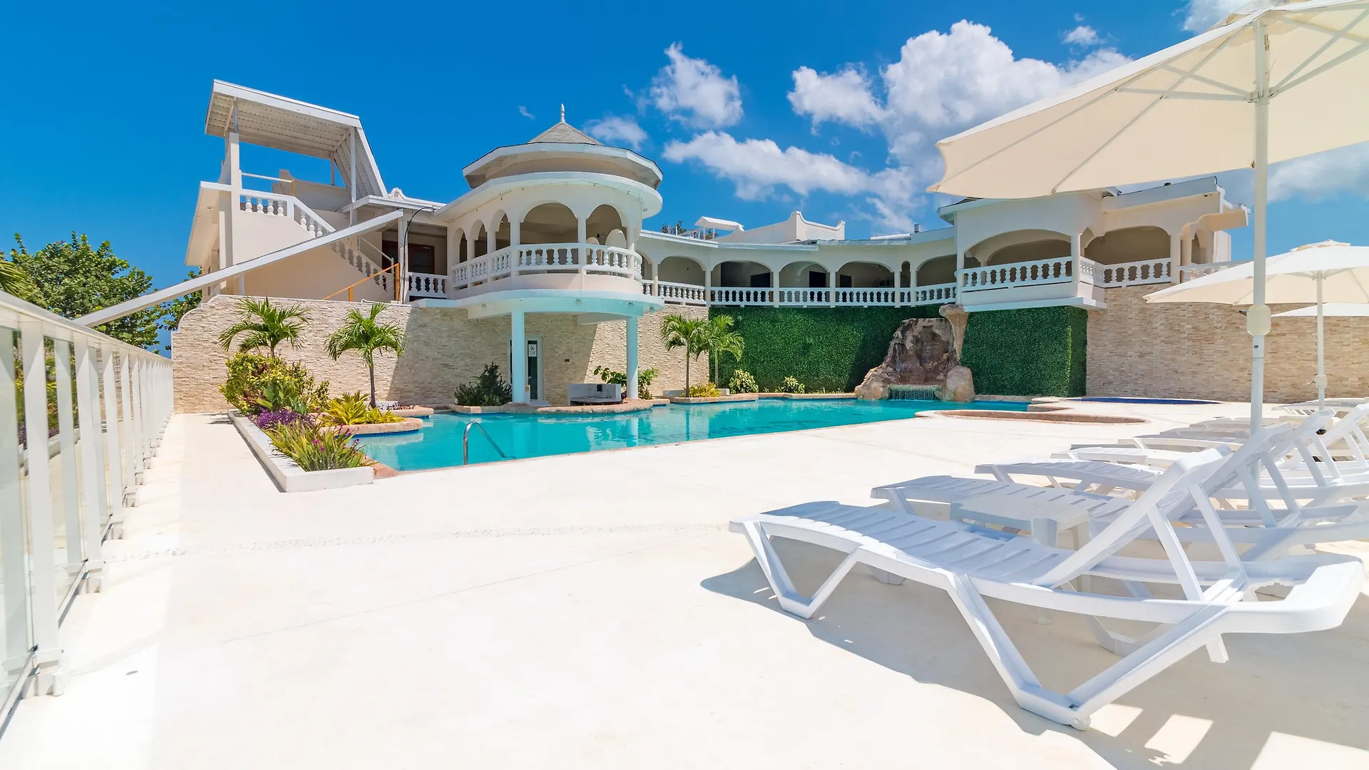 Travellers Beach Resort Negril